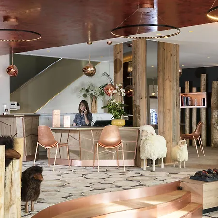 Grandes Rousses & Hotel Alpe d'Huez