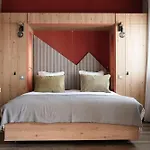 Hotel Grandes Rousses & Alpe d'Huez