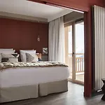 Hotel Grandes Rousses &