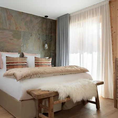 Hotel Grandes Rousses & 5*